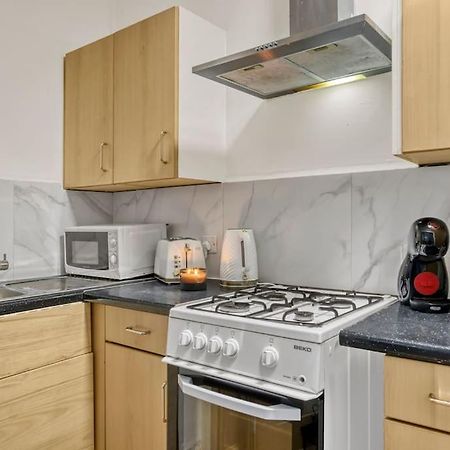 Cosy 2-Bedroom Flat Paddington ลอนดอน ภายนอก รูปภาพ
